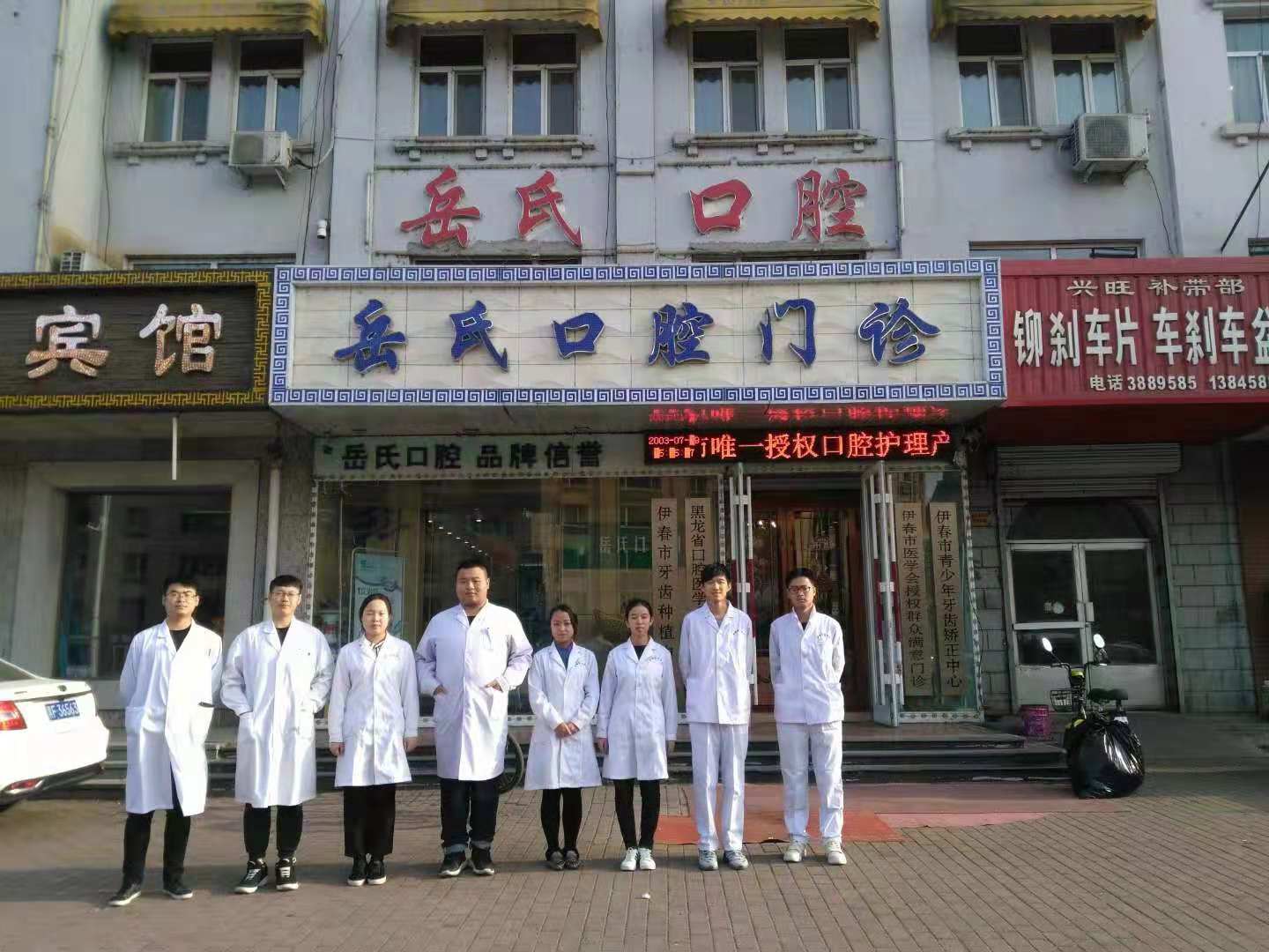 醫(yī)學(xué)技術(shù)學(xué)院學(xué)生課間見(jiàn)習(xí)情況
