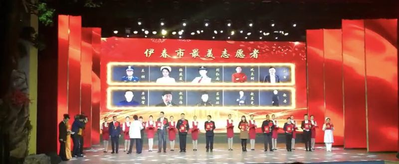 旅游商務(wù)學(xué)院高鐵專業(yè)學(xué)生為我市大型活動提供志愿服務(wù) 旅游商務(wù)學(xué)院高鐵專業(yè)學(xué)生為我市大型活動提供志愿服務(wù)