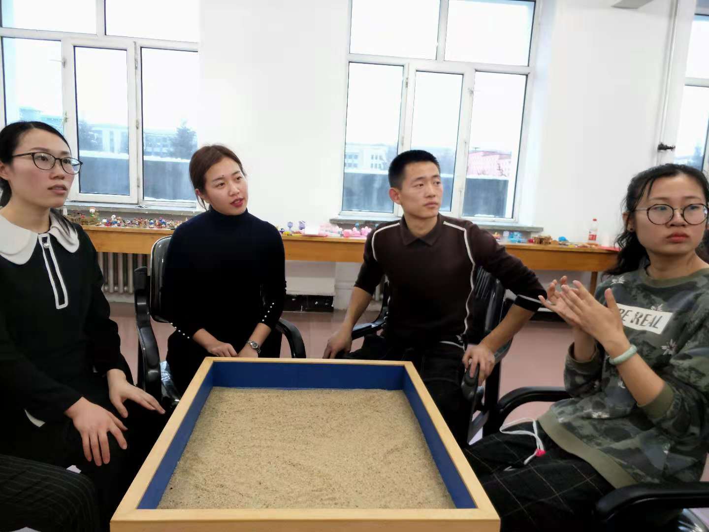 我校舉辦“科學減壓_促進心理健康”團體心理訓練活動