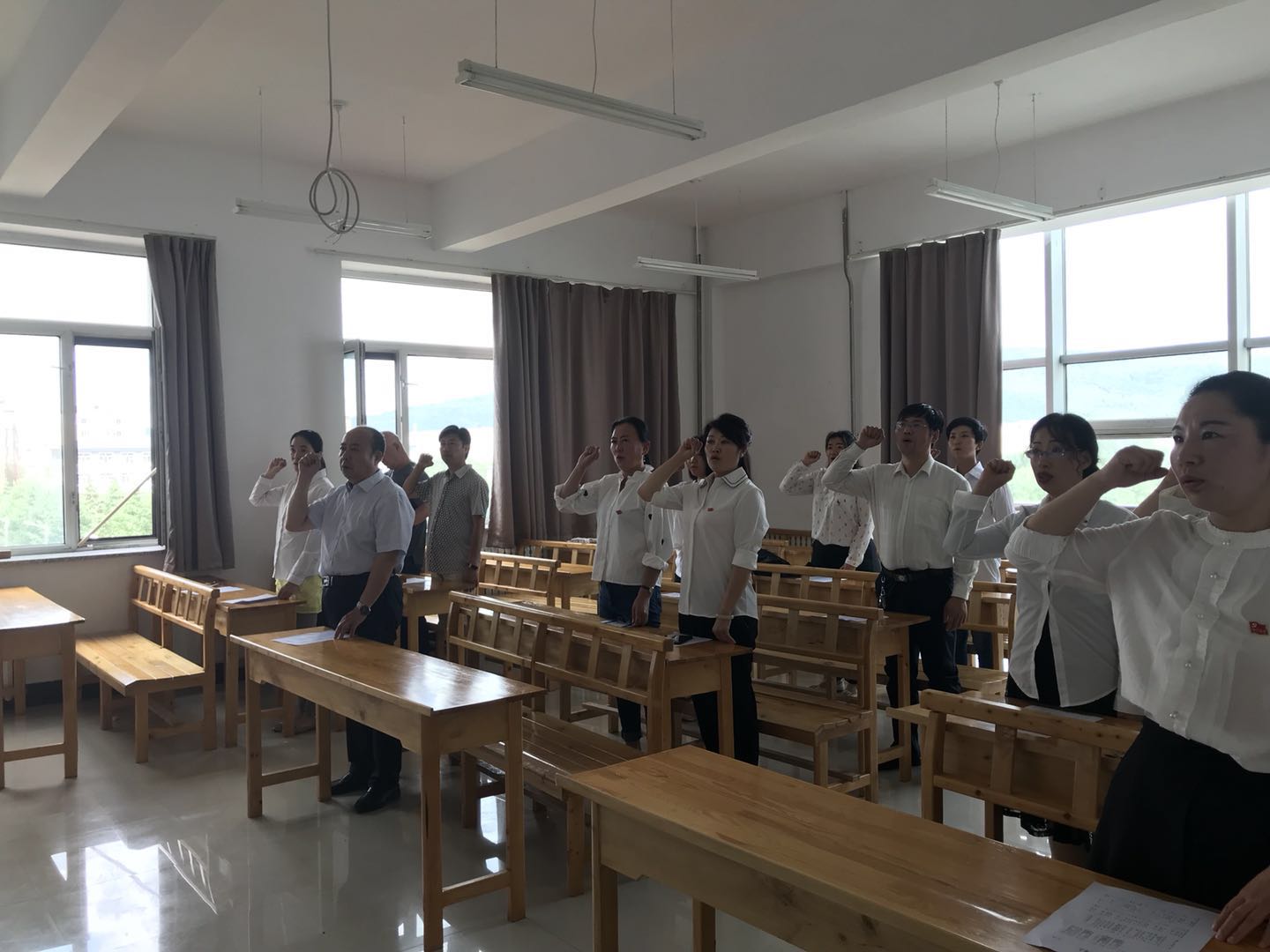 基礎教育學院舉辦慶祝建黨97周年主題活動
