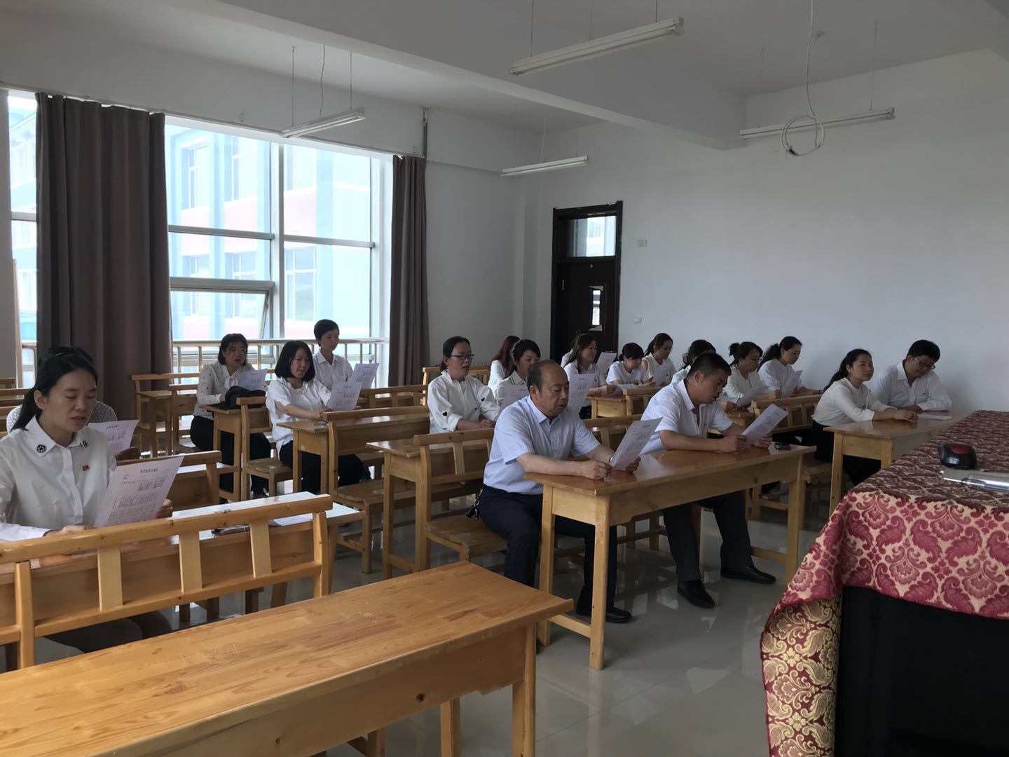 基礎教育學院舉辦慶祝建黨97周年主題活動